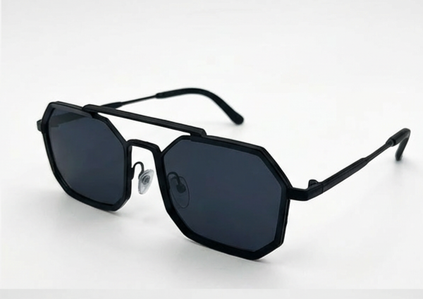 Gold Metal Geometric Sunglasses